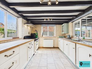 Kitchen- click for photo gallery